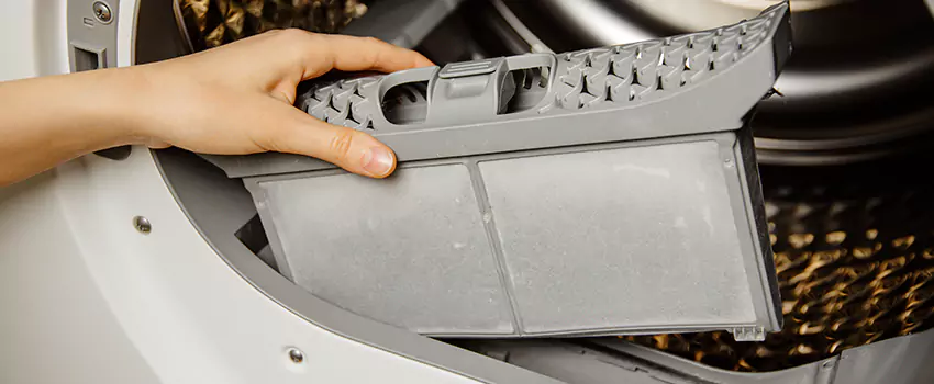 Signs Of A Clogged Dryer Lint Trap in Florin, California